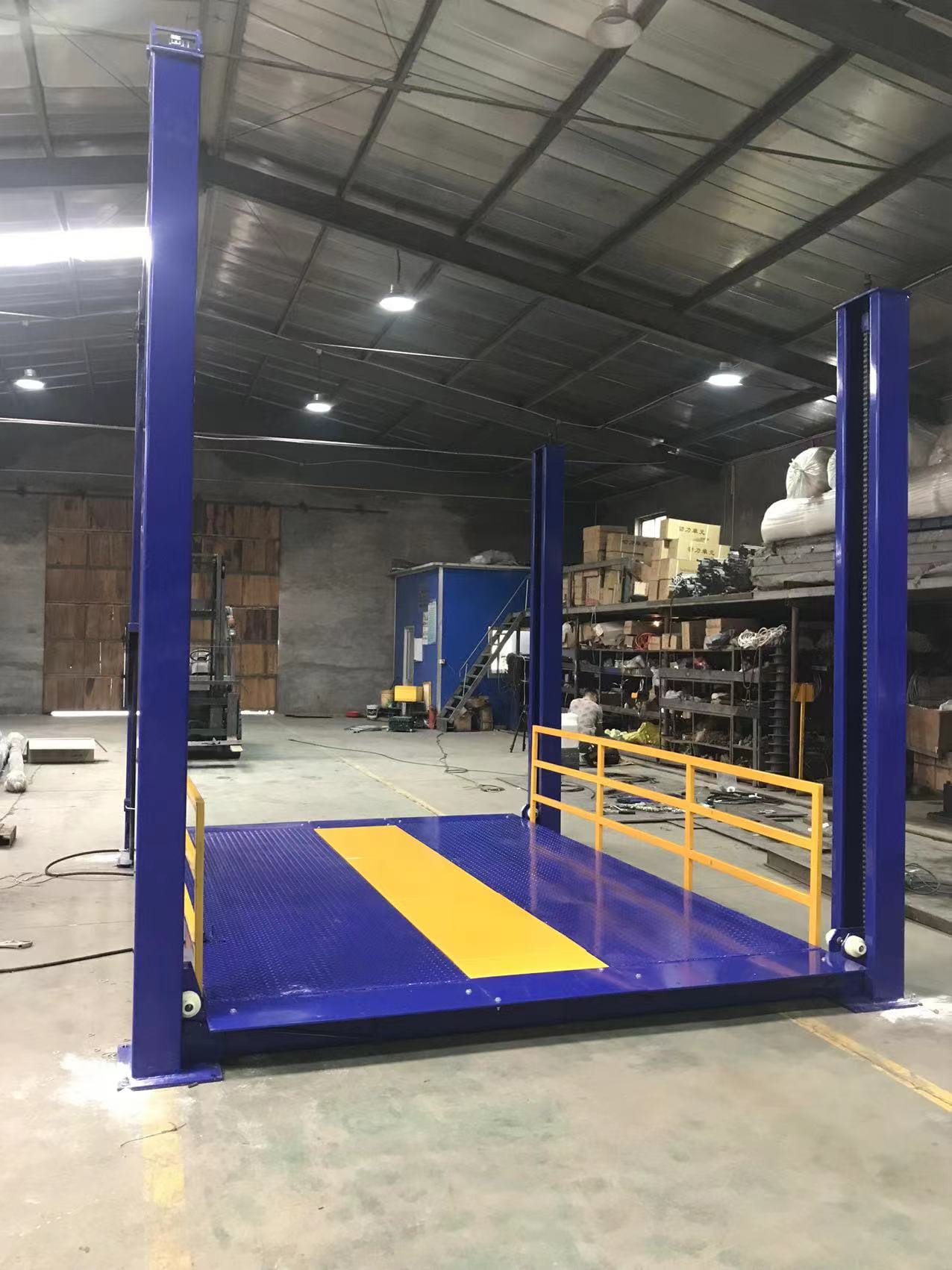 Elevator Companies in Qatar Goods Lift Industrial Lift